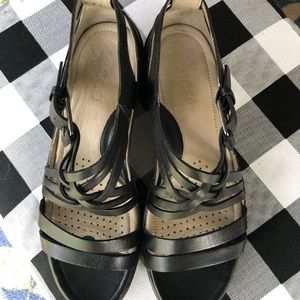 Ecco black leather sandals